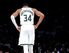 世俱杯直播-雄鹿遭爵士逆转，四连败失势的简单介绍