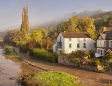 世俱杯改制-新王挑战旧神，克瓦拉茨赫利亚利刃出鞘，阿尔及利亚撼动巴西王座