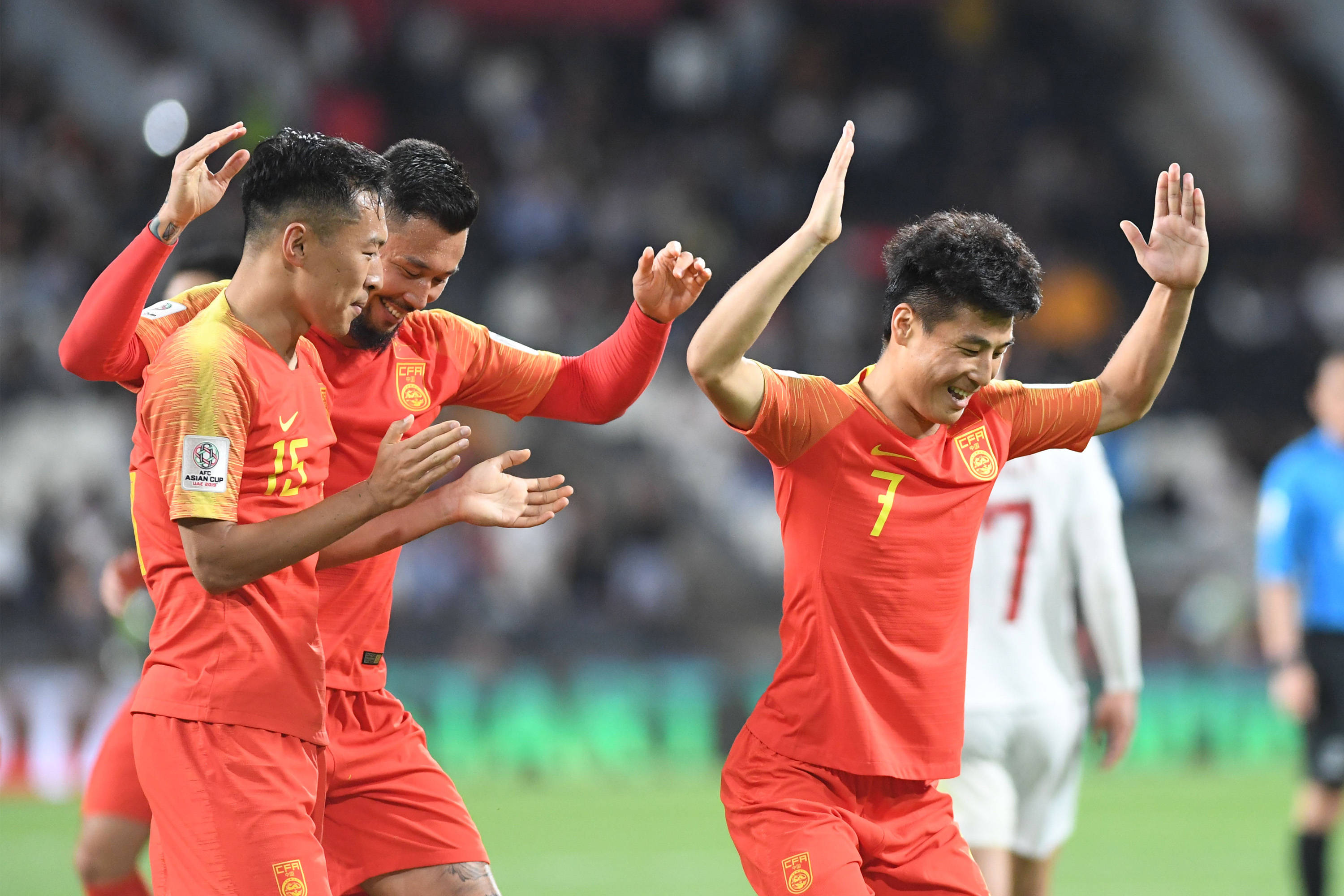 世俱杯决赛-中国顶尖足球俱乐部备战最新一轮比赛的简单介绍