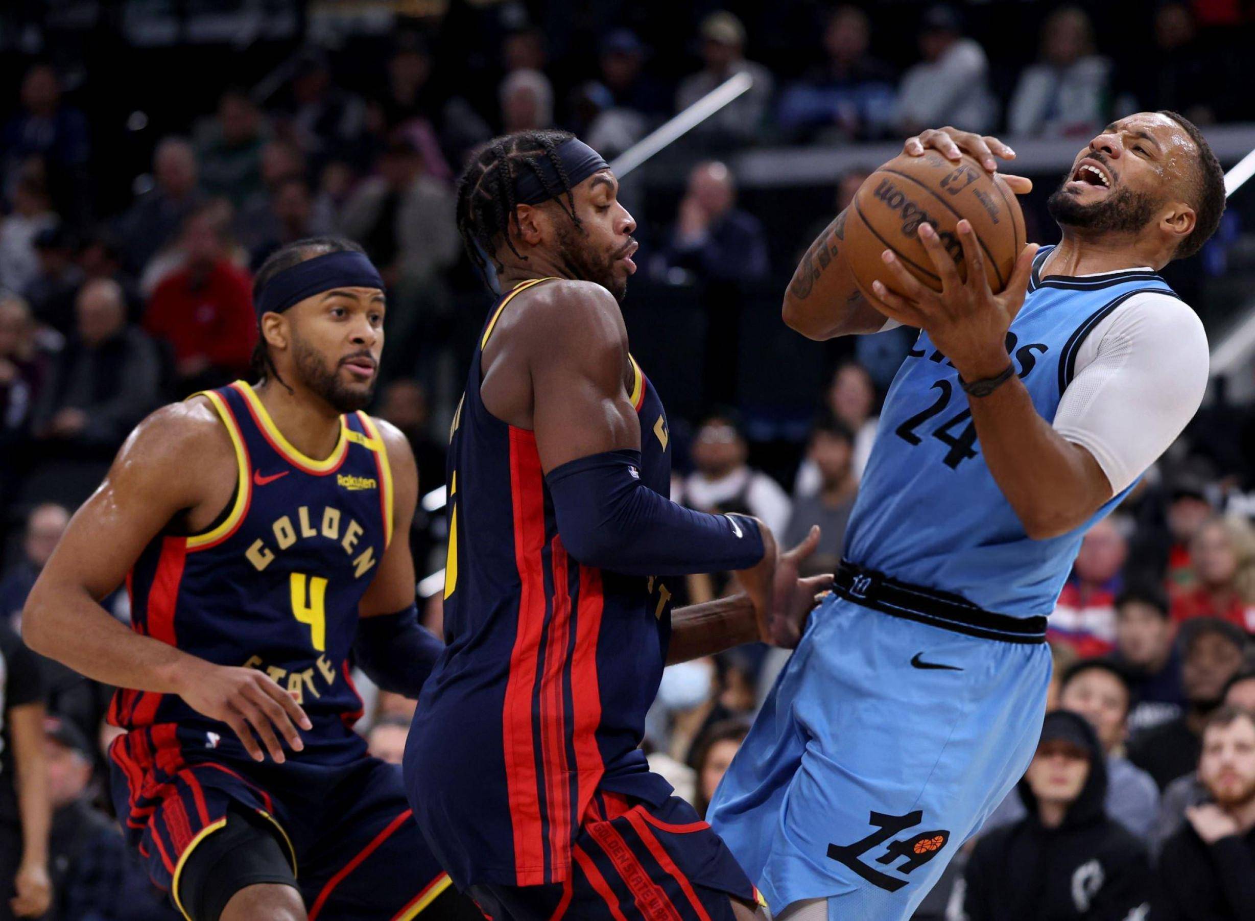 世俱杯分组-勇士队主场力克快船队